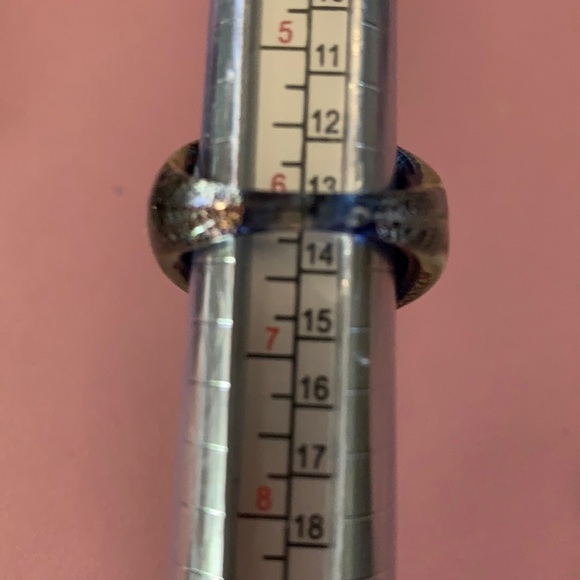Unique Glass Ring - Picture 2 of 4